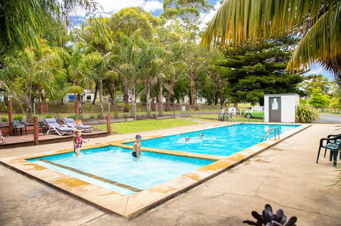 Blue Lake Holiday Park - Dalby Accommodation 6