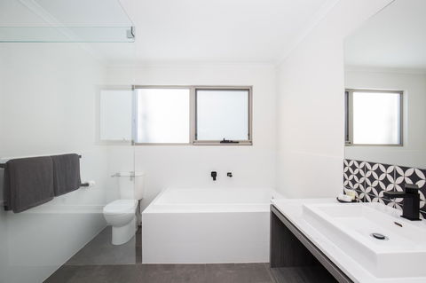 Blue Lake Holiday Park - Dalby Accommodation 26