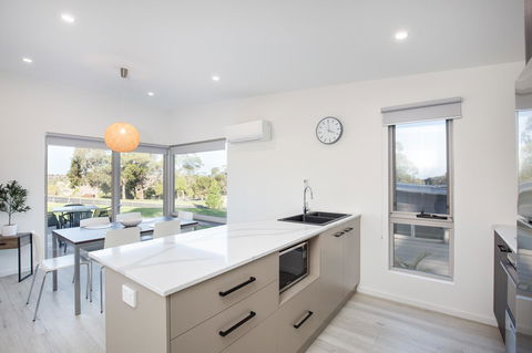 Blue Lake Holiday Park - Dalby Accommodation 22