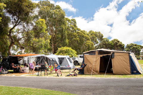 Blue Lake Holiday Park - Dalby Accommodation 9
