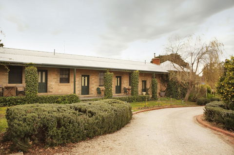 The Rising Sun Hotel - Dalby Accommodation 6