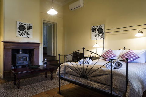 The Rising Sun Hotel - Dalby Accommodation 11