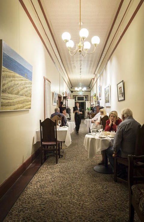 The Rising Sun Hotel - Dalby Accommodation 16
