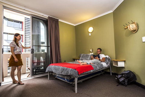 YHA Adelaide Central - Dalby Accommodation 32
