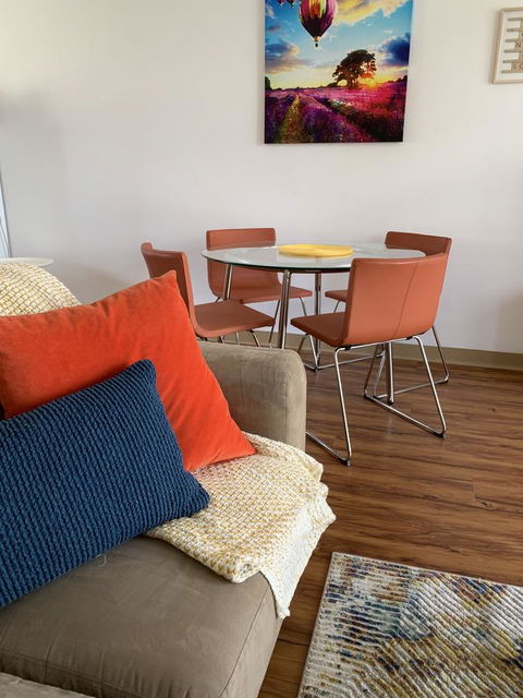 Sunshine Three - Dalby Accommodation 10