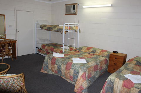 Island Motel Kingscote - Dalby Accommodation 32
