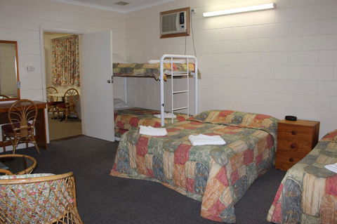 Island Motel Kingscote - Dalby Accommodation 31