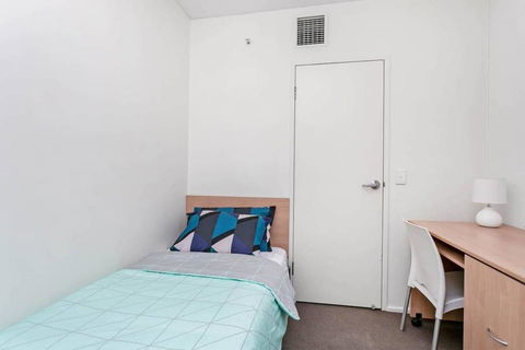 3 Bed North Terrace #42 - Dalby Accommodation 10