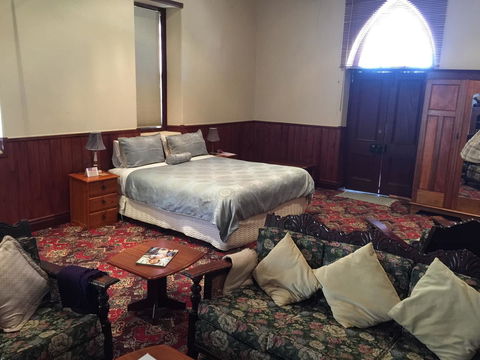 Clare Valley Cabins - Dalby Accommodation 20