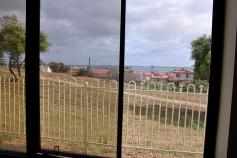 The Club House - Dalby Accommodation 2