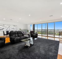 BENGALEE EXECUTIVE TOWNHOUSE- MODERN  STYLISH - Dalby Accommodation