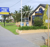 Aviators Lodge - Dalby Accommodation