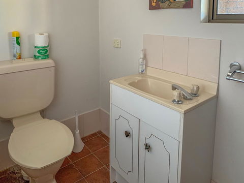 Seacroft - Dalby Accommodation 13