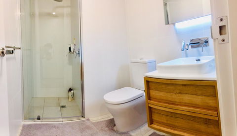 ONE Adelaide CBD - Dalby Accommodation 19