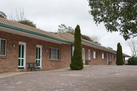 Deer Park Motor Inn Armidale - Dalby Accommodation 20