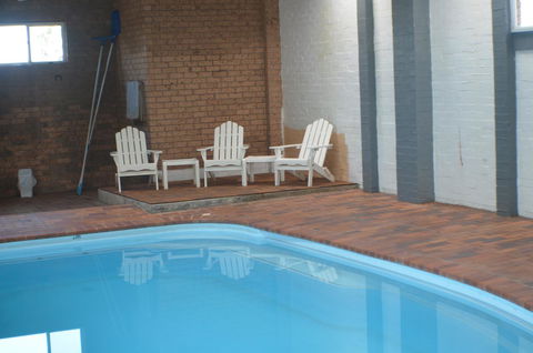 Deer Park Motor Inn Armidale - Dalby Accommodation 13