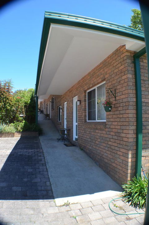 Deer Park Motor Inn Armidale - Dalby Accommodation 25