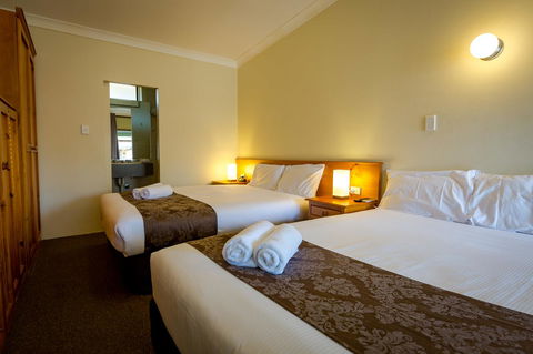 Abcot Inn - Dalby Accommodation 18