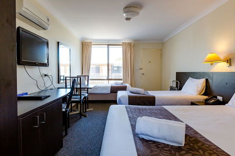 Abcot Inn - Dalby Accommodation 7