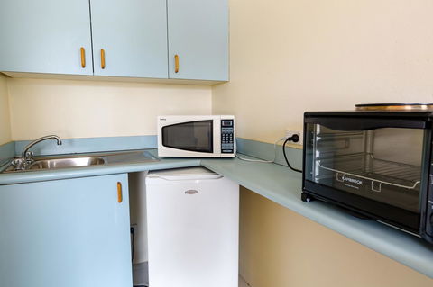 Abcot Inn - Dalby Accommodation 4
