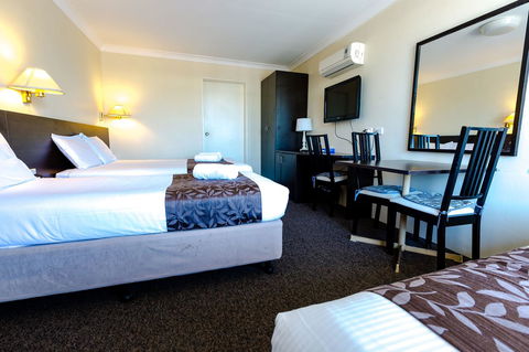 Abcot Inn - Dalby Accommodation 8