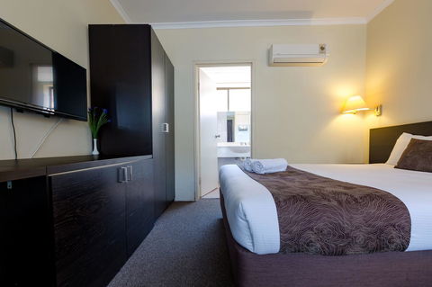 Abcot Inn - Dalby Accommodation 9