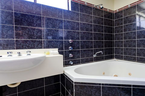 Abcot Inn - Dalby Accommodation 15