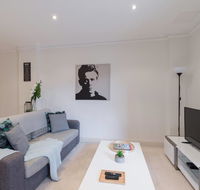 One Bedroom In Adelaides East End FREE WIFINetflixParking - Dalby Accommodation