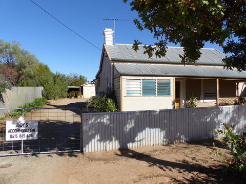 Andy\'s Accommodation - Dalby Accommodation 2
