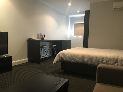 St Francis Winery - Dalby Accommodation 13