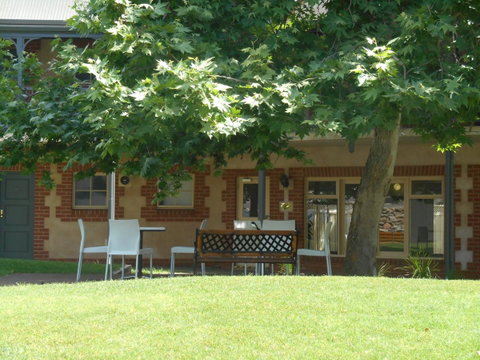 St Francis Winery - Dalby Accommodation 18
