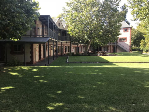 St Francis Winery - Dalby Accommodation 0