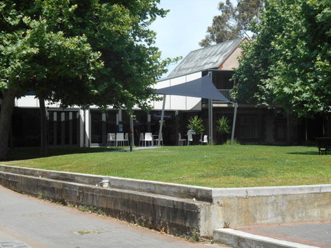 St Francis Winery - Dalby Accommodation 19