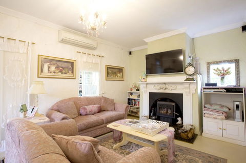 Jasmine\'s Barossa Valley Cottage - Dalby Accommodation 16