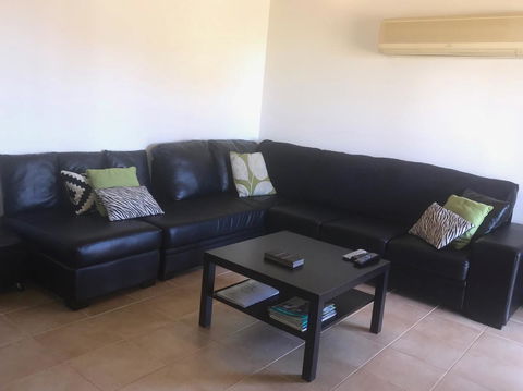 Island Break - Dalby Accommodation 5