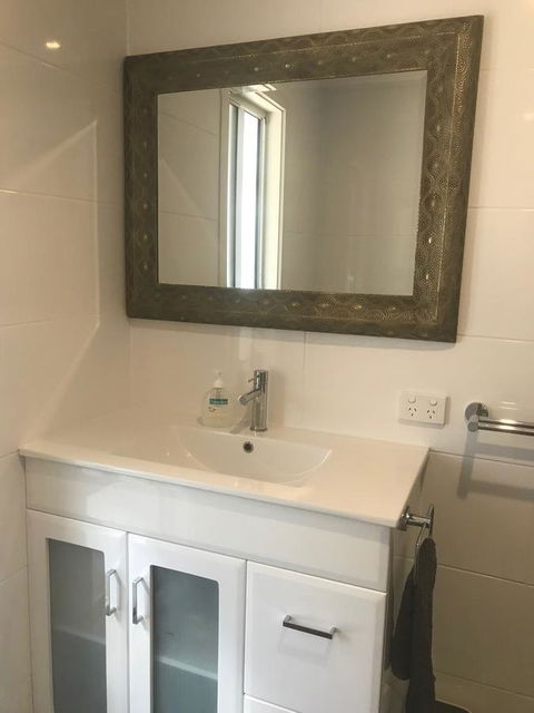 Island Break - Dalby Accommodation 12