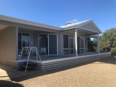 Island Break - Dalby Accommodation 0
