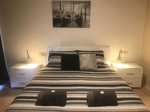 Island Break - Dalby Accommodation 11