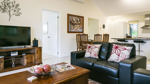 One Tree Bed And Breakfast - Dalby Accommodation 6