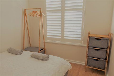 Henley Beach South, Amazing Views, Huge Private Balcony! - Dalby Accommodation 13