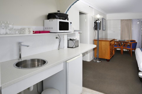 Aston Motel Yamba - Dalby Accommodation 36