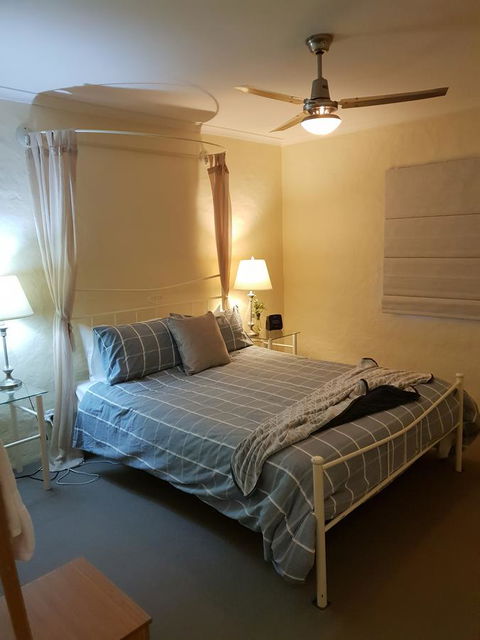 Donnybrook Cottages - Hutt River - Dalby Accommodation 2