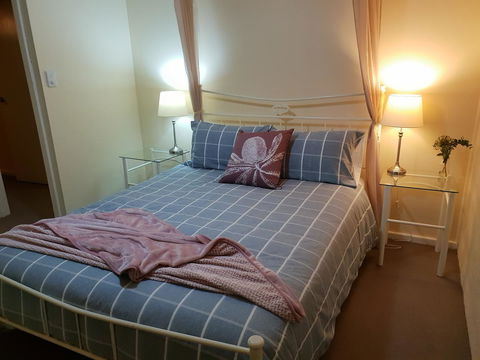 Donnybrook Cottages - Hutt River - Dalby Accommodation 1