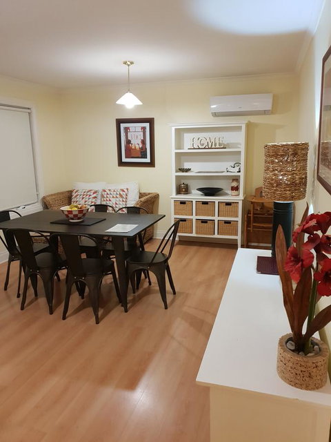 Donnybrook Cottages - Donnybrook - Dalby Accommodation 3