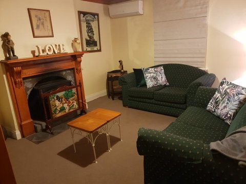 Donnybrook Cottages - Donnybrook - Dalby Accommodation 7