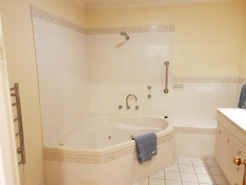 Donnybrook Cottages - Donnybrook - Dalby Accommodation 10