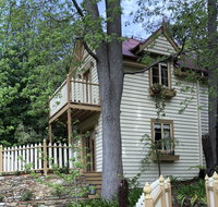 Aldgate Creek Cottage Bed and Breakfast - Dalby Accommodation