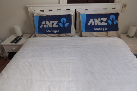 Wozza's B&B - Dalby Accommodation 30