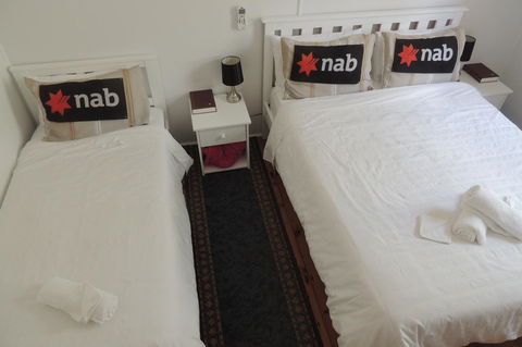 Wozza's B&B - Dalby Accommodation 14