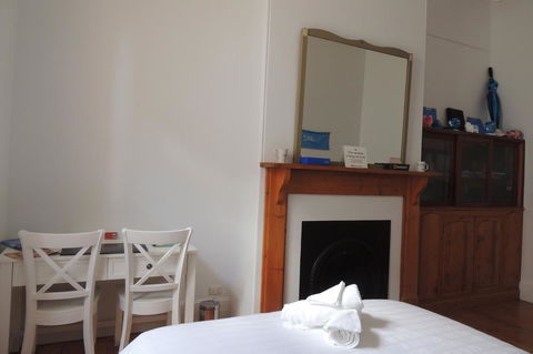Wozza's B&B - Dalby Accommodation 29